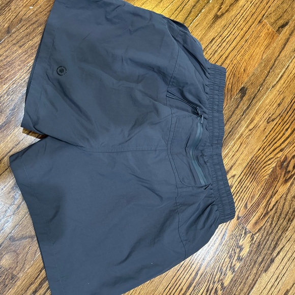 High end men’s running shorts bundle - Picture 13 of 13